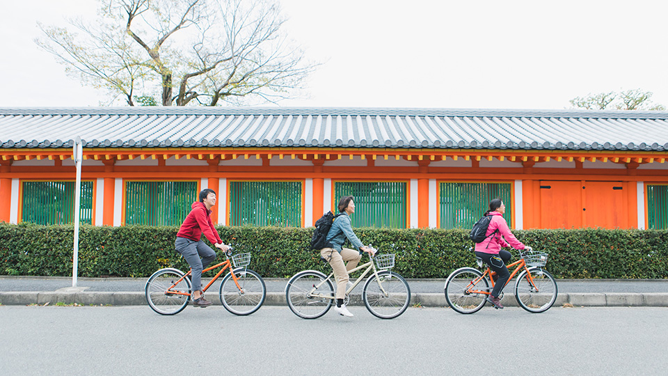 Cycling at Sanjusangendo-Temple